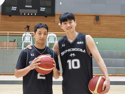 Moon Sung-gon and Park Joon-young return to KT’s forward lineup…